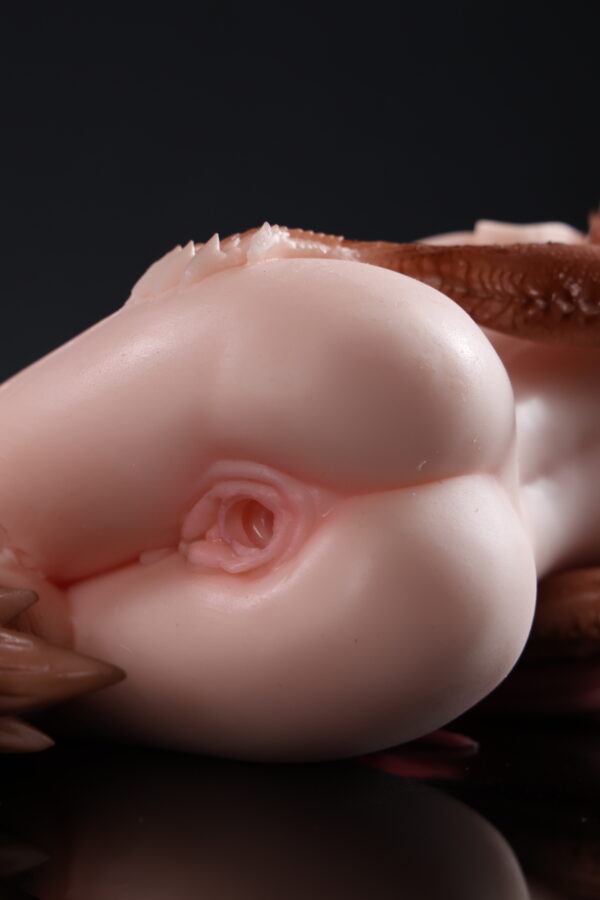 5E7A5275 MaidenVera Drakaina - 1.05kg Seductive Pink Dragon Girl Platinum Silicone Doll